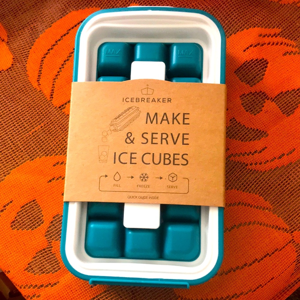 Never opened ice cube maker